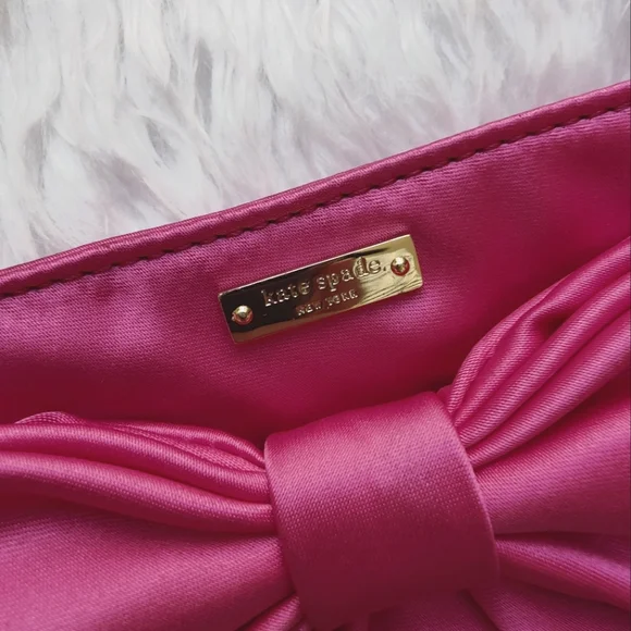 Kate Spade Plaza Bow Pouch Wristlet- Fuchsia - Picture 4 of 5